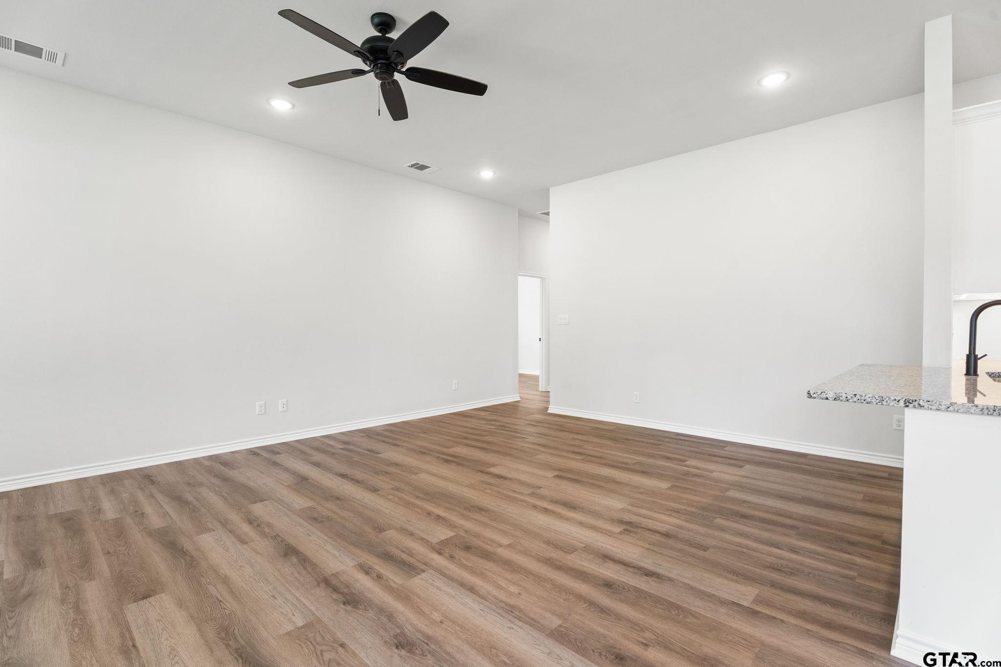 2303 Flint River Road Tyler, TX 75703 - Photo 7 of 34