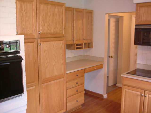 1479 Kirkley Road Columbus, OH 43221 - Photo 4 of 5