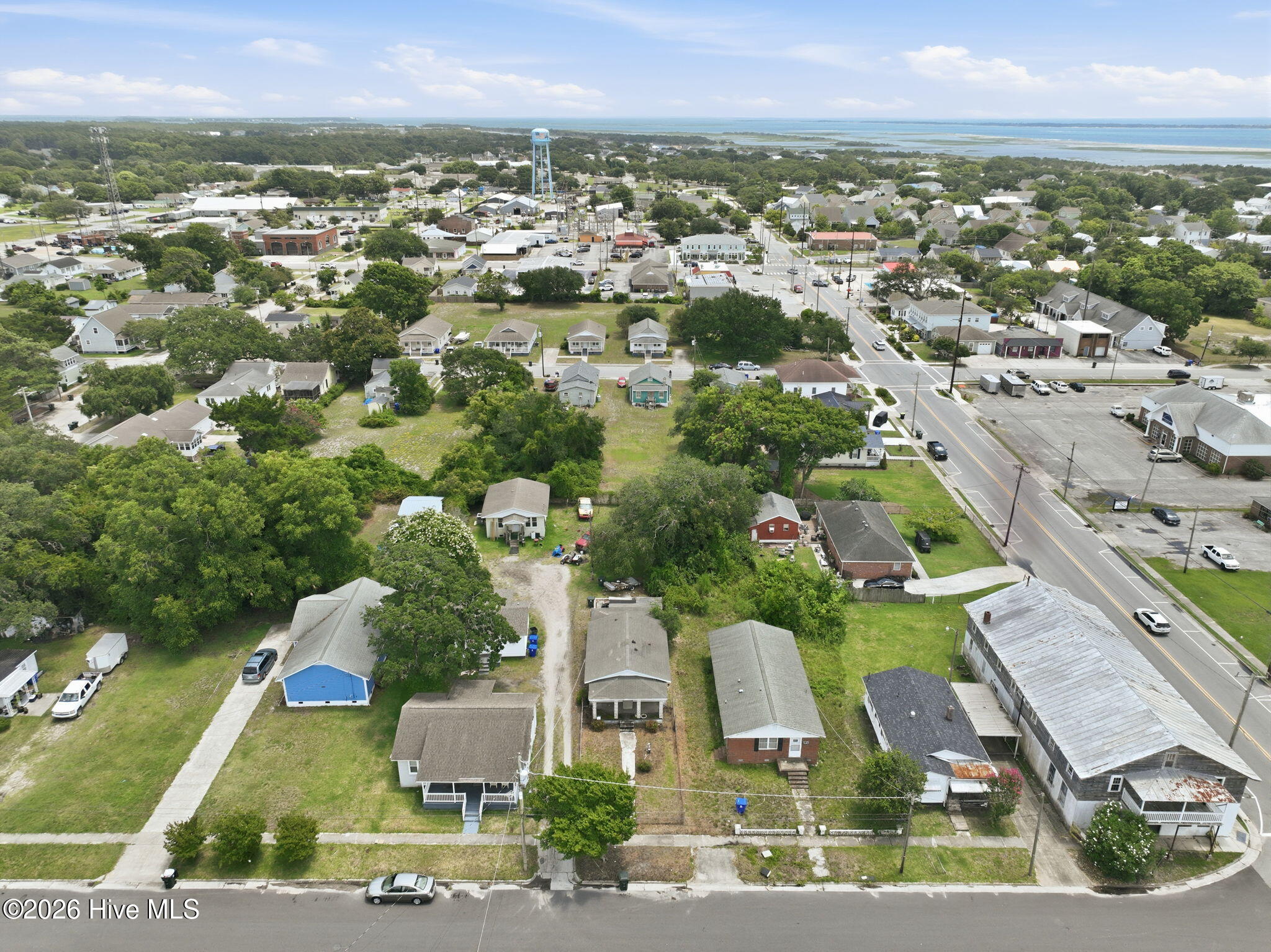 408 Pollock Street Beaufort, NC 28516 - Photo 32 of 37