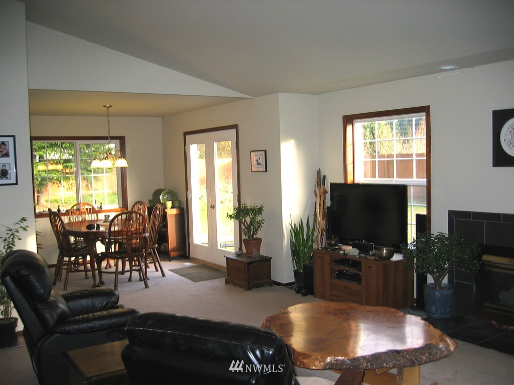3025 Angus Road Southeast Tenino, WA 98589 - Photo 4 of 12 Gallery Image 4
