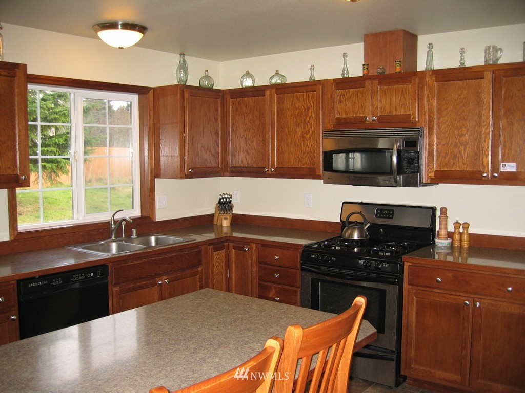 3025 Angus Road Southeast Tenino, WA 98589 - Photo 8 of 12 Gallery Image 8