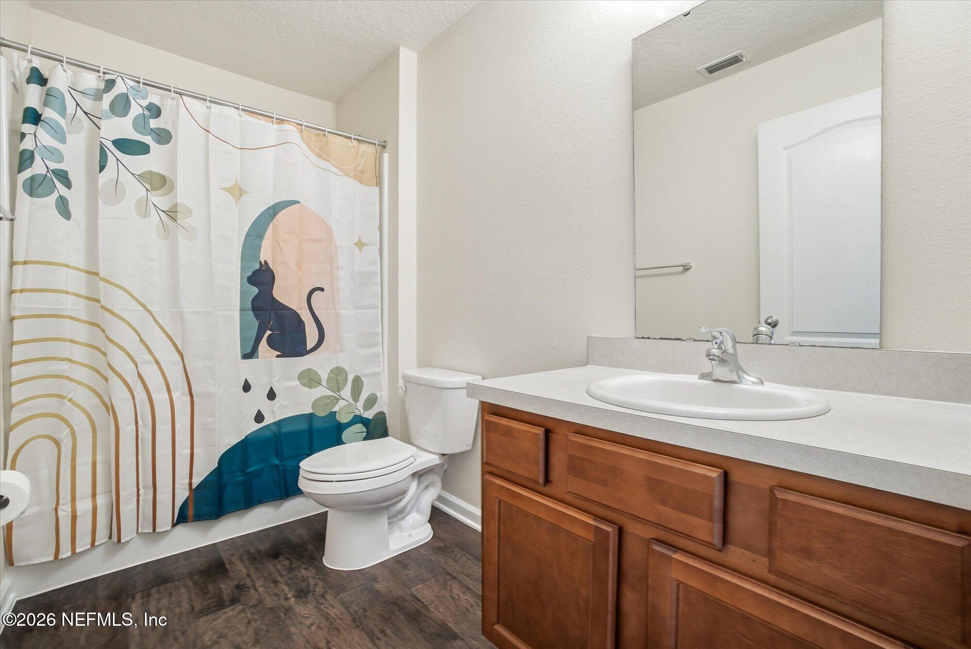 114 Cody Street St. Augustine, FL 32084 - Photo 8 of 42 Guest bathroom