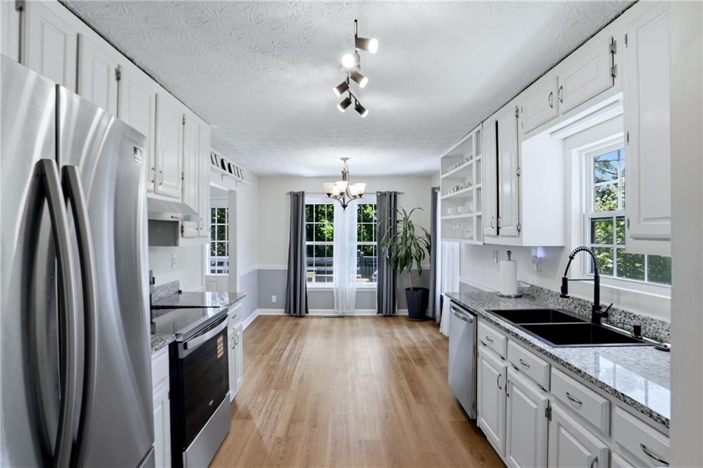 925 Garner Spring Lane Buford, GA 30518 - Photo 15 of 45