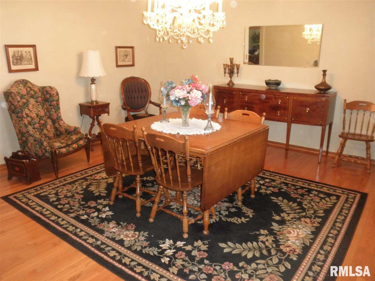 5307 North Rothmere Drive Peoria, IL 61615 - Photo 3 of 6