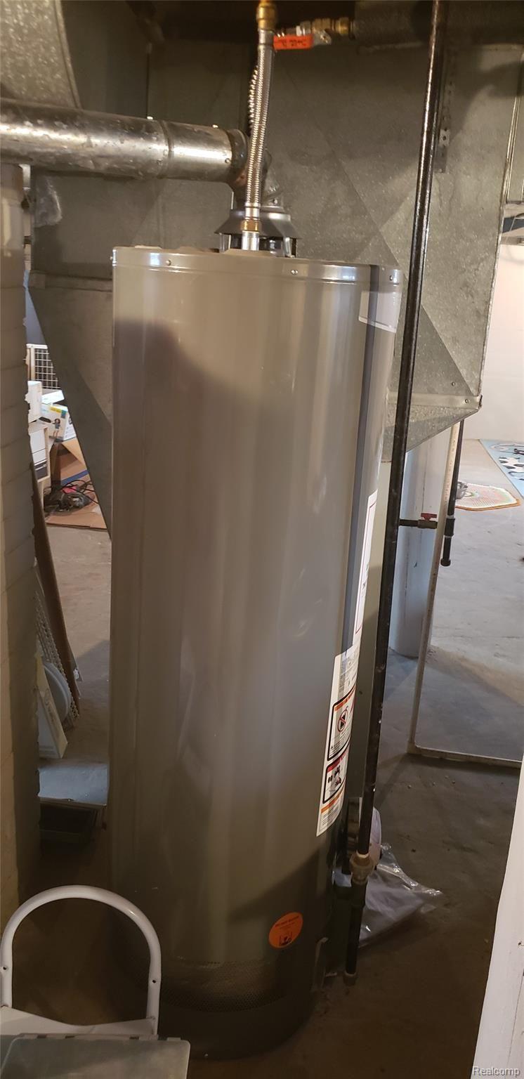 2440 West Mount Morris Road Mount Morris, MI 48458 - Photo 25 of 40 Water Heater