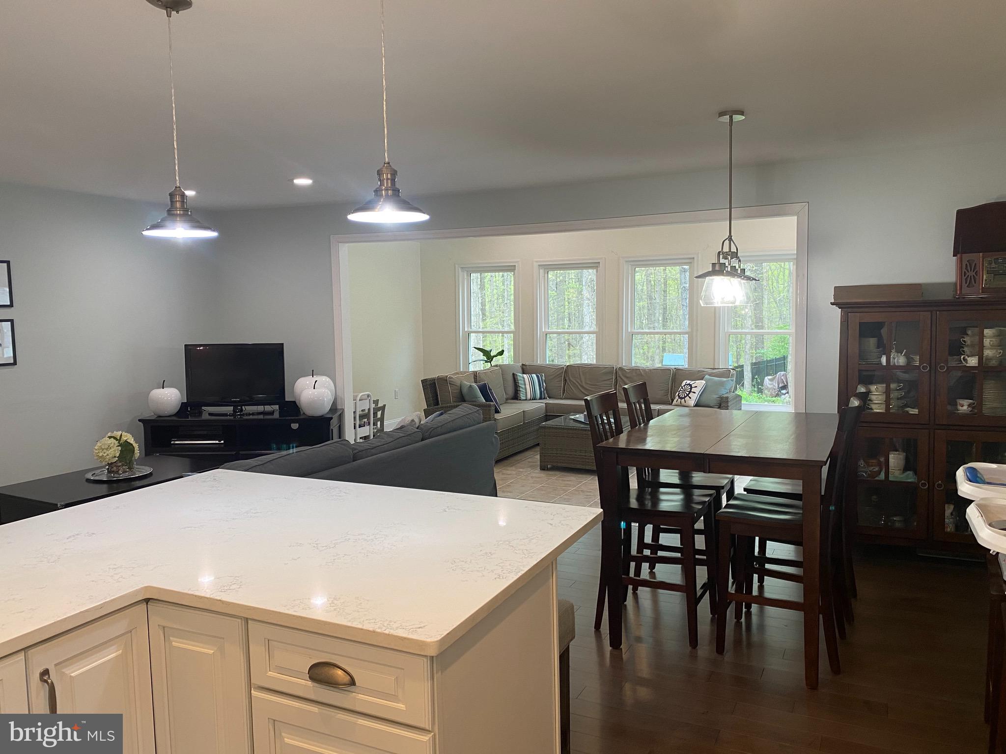 7705 Carrleigh Parkway Springfield, VA 22152 - Photo 16 of 31