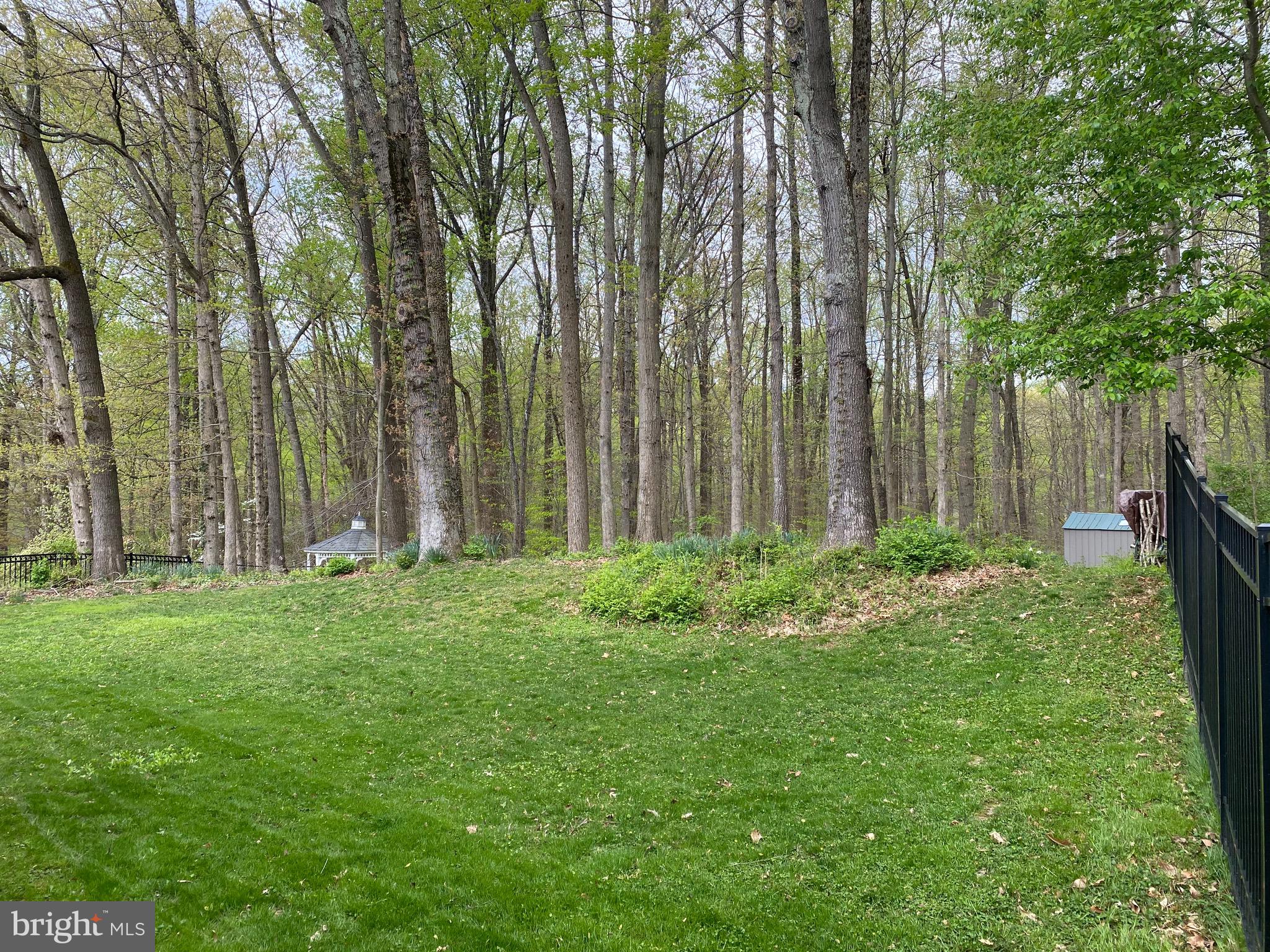 7705 Carrleigh Parkway Springfield, VA 22152 - Photo 30 of 31