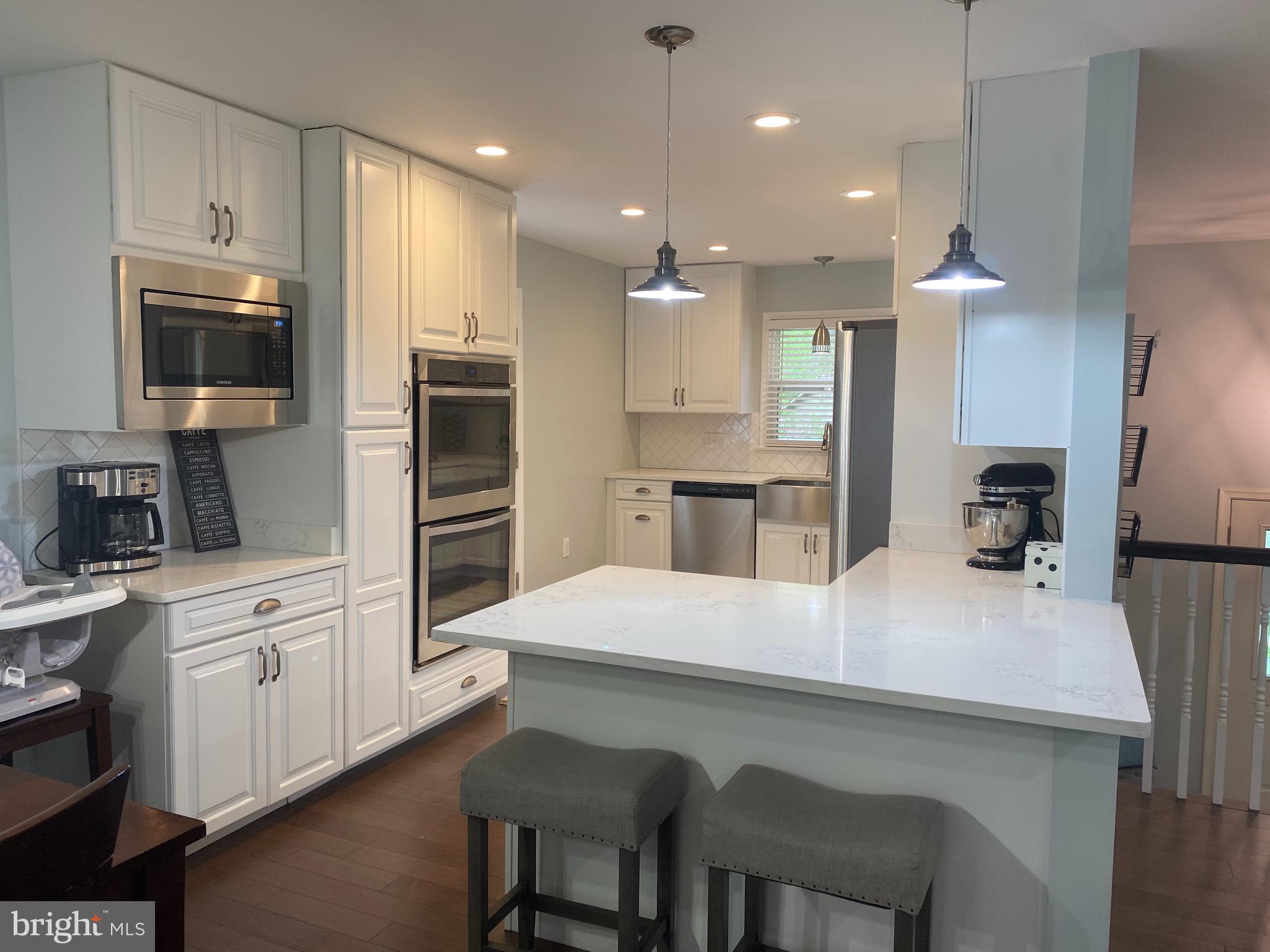 7705 Carrleigh Parkway Springfield, VA 22152 - Photo 9 of 31