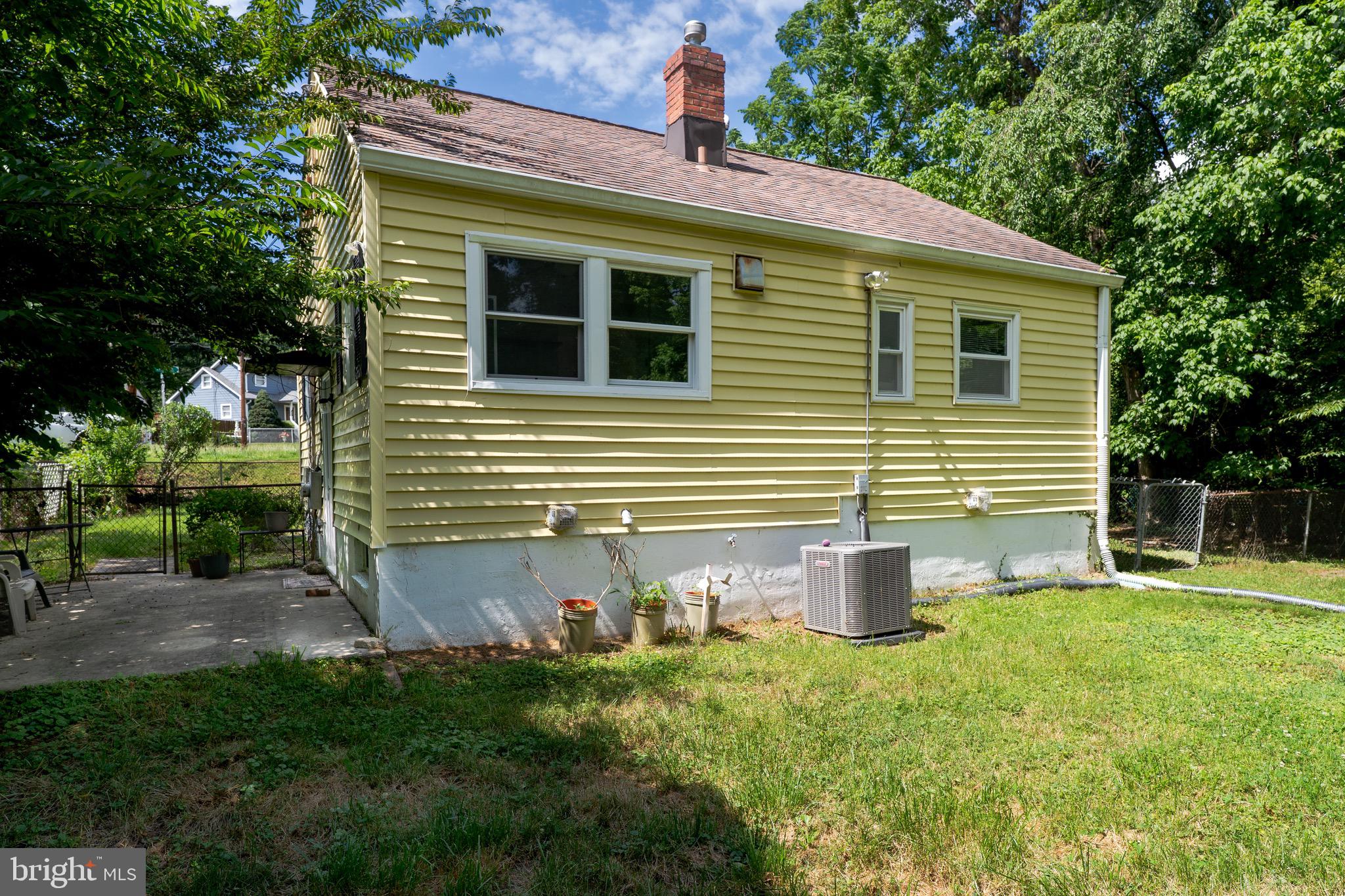 4400 Garrett Park Road Wheaton, MD 20906 - Photo 19 of 21