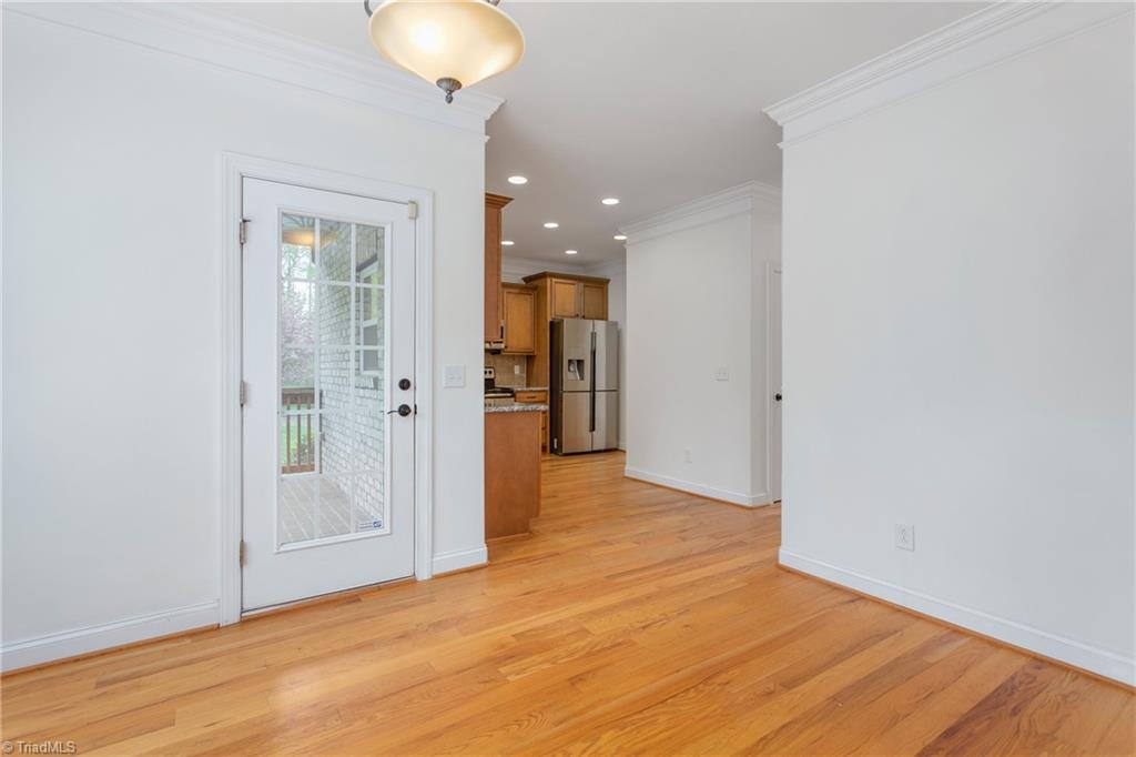 5528 Salem View Road Pfafftown, NC 27040 - Photo 13 of 40