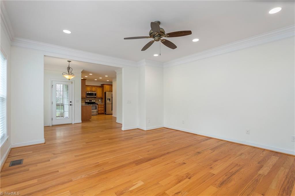 5528 Salem View Road Pfafftown, NC 27040 - Photo 16 of 40