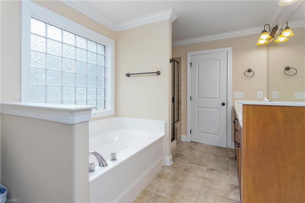 5528 Salem View Road Pfafftown, NC 27040 - Photo 23 of 40