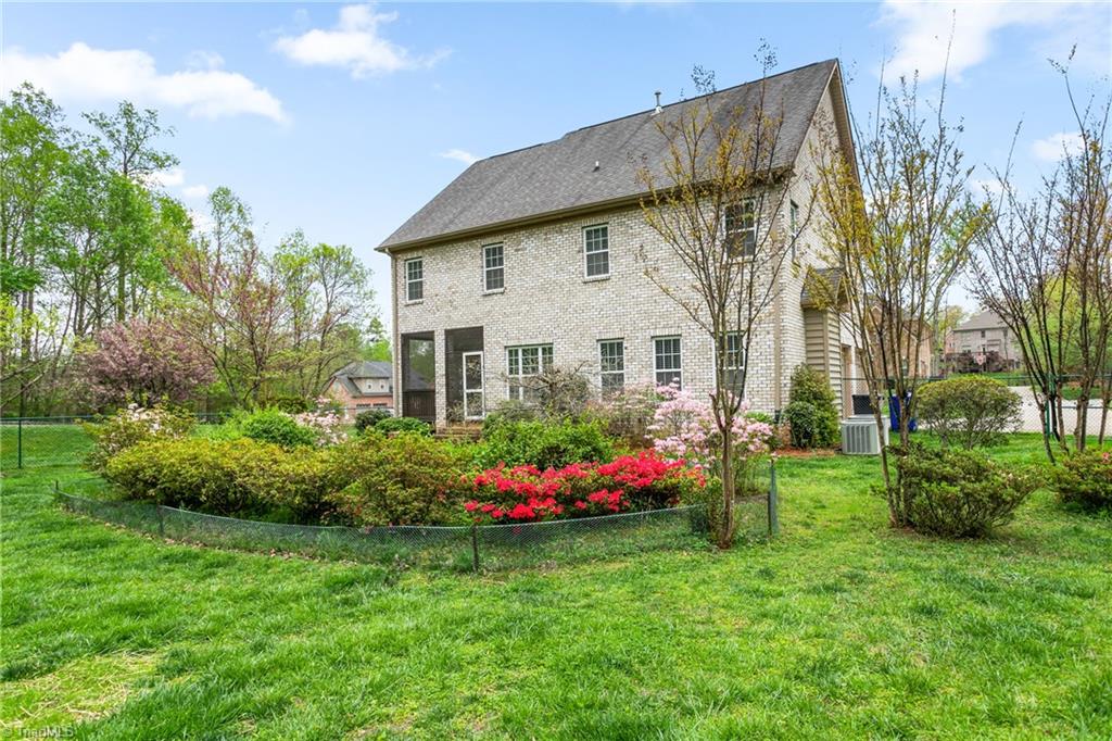 5528 Salem View Road Pfafftown, NC 27040 - Photo 38 of 40