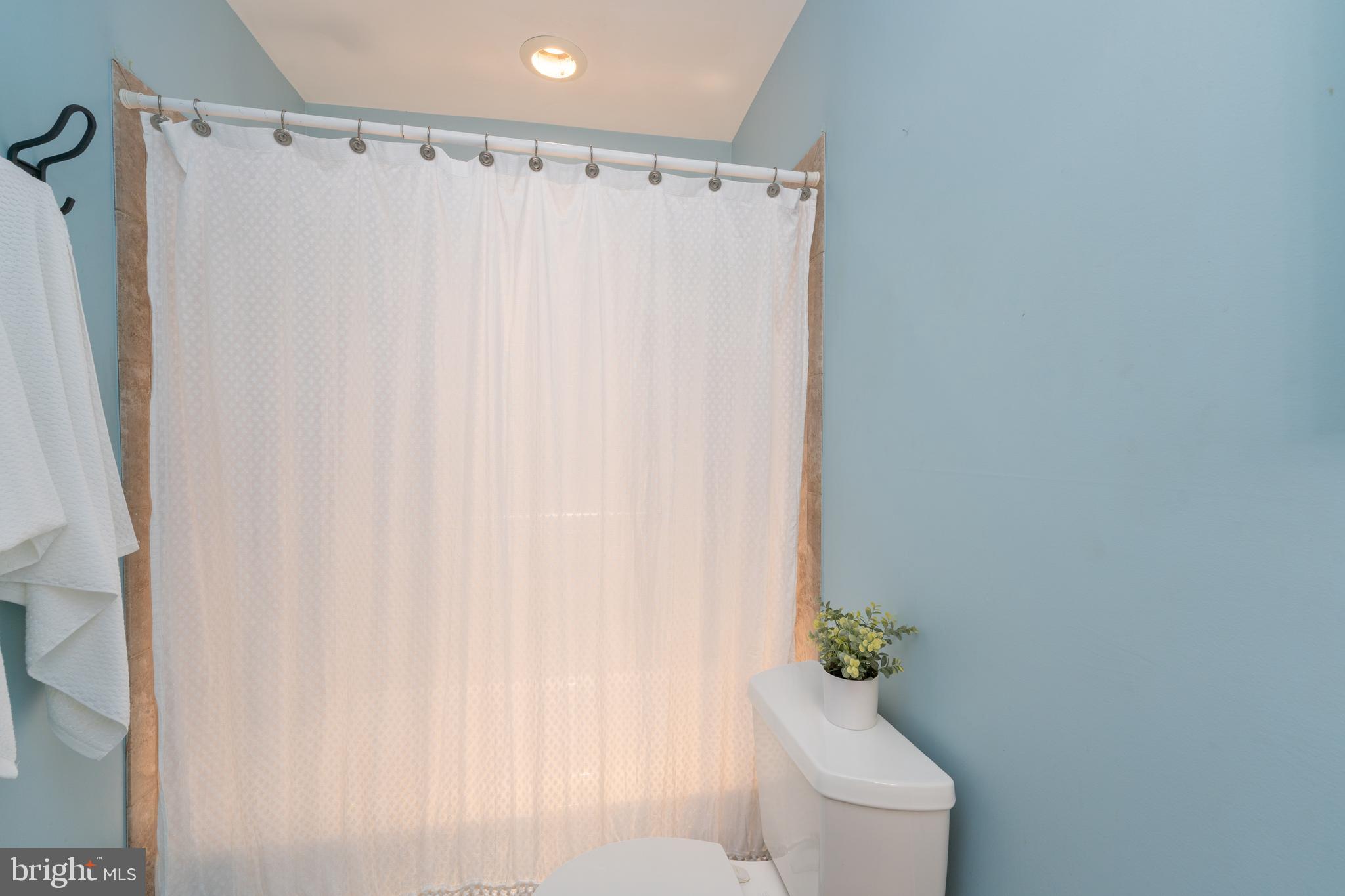 1423 Decatur Street Baltimore, MD 21230 - Photo 30 of 36 Second Floor Bathroom Shower