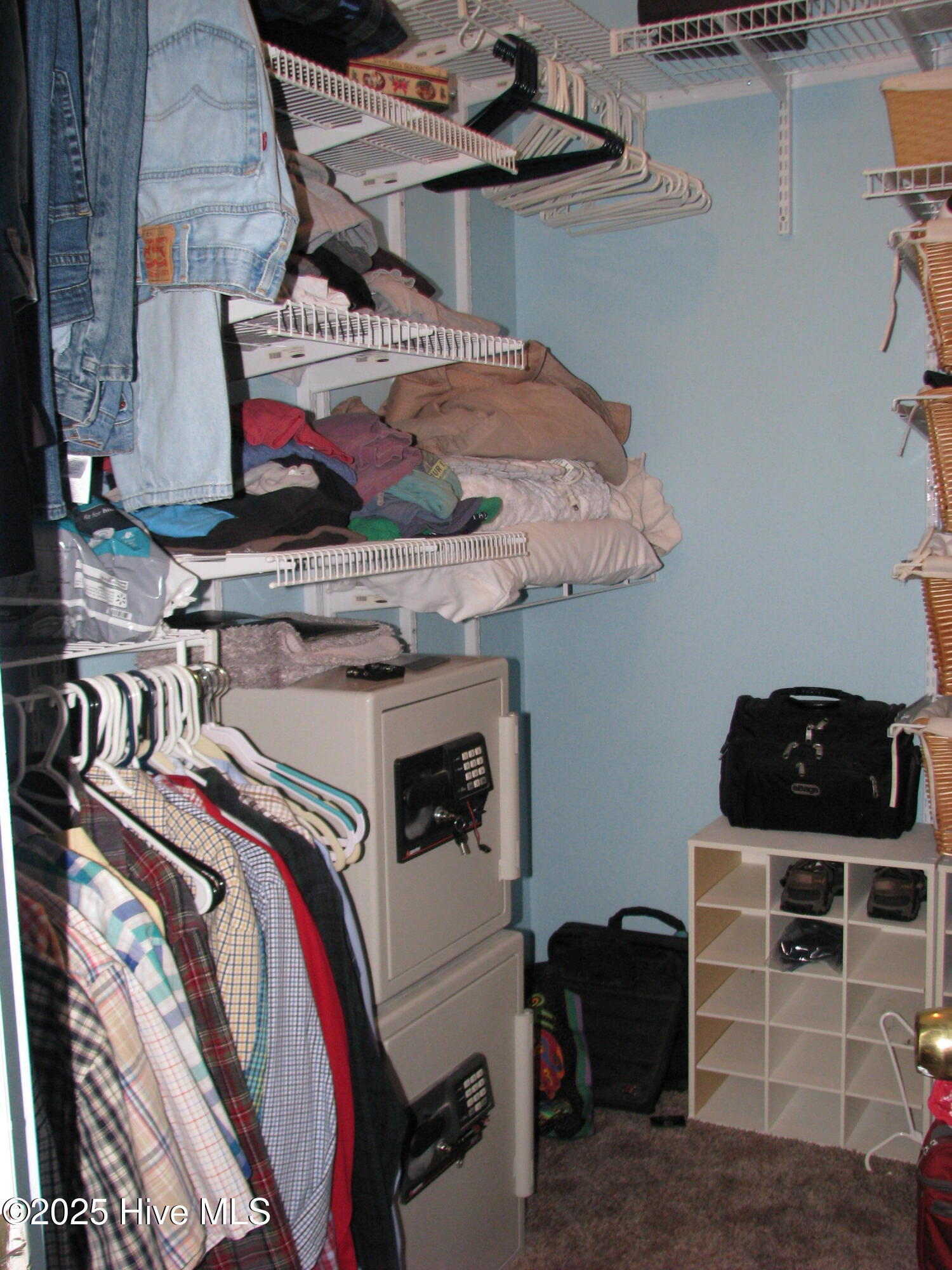 106 Golf Road Plymouth, NC 27962 - Photo 17 of 32 Large walk-in closet in primary bedroom