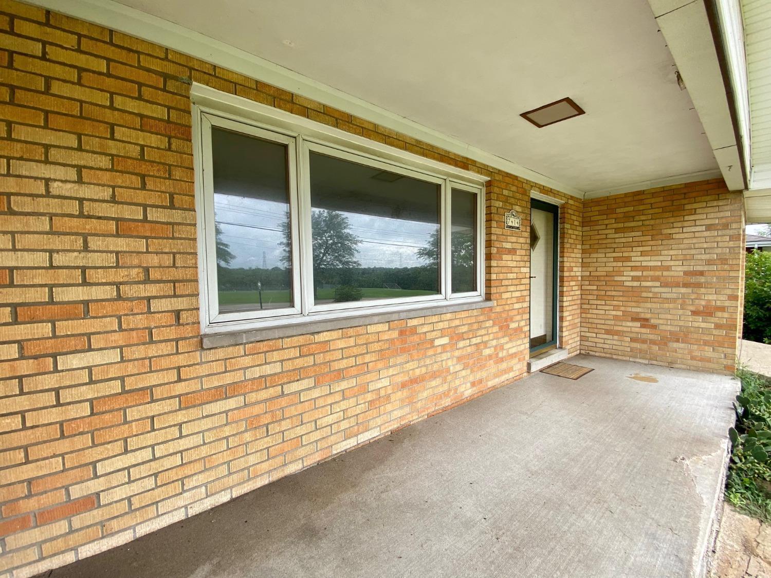 7414 Barret Road West Chester, OH 45069 - Photo 2 of 40