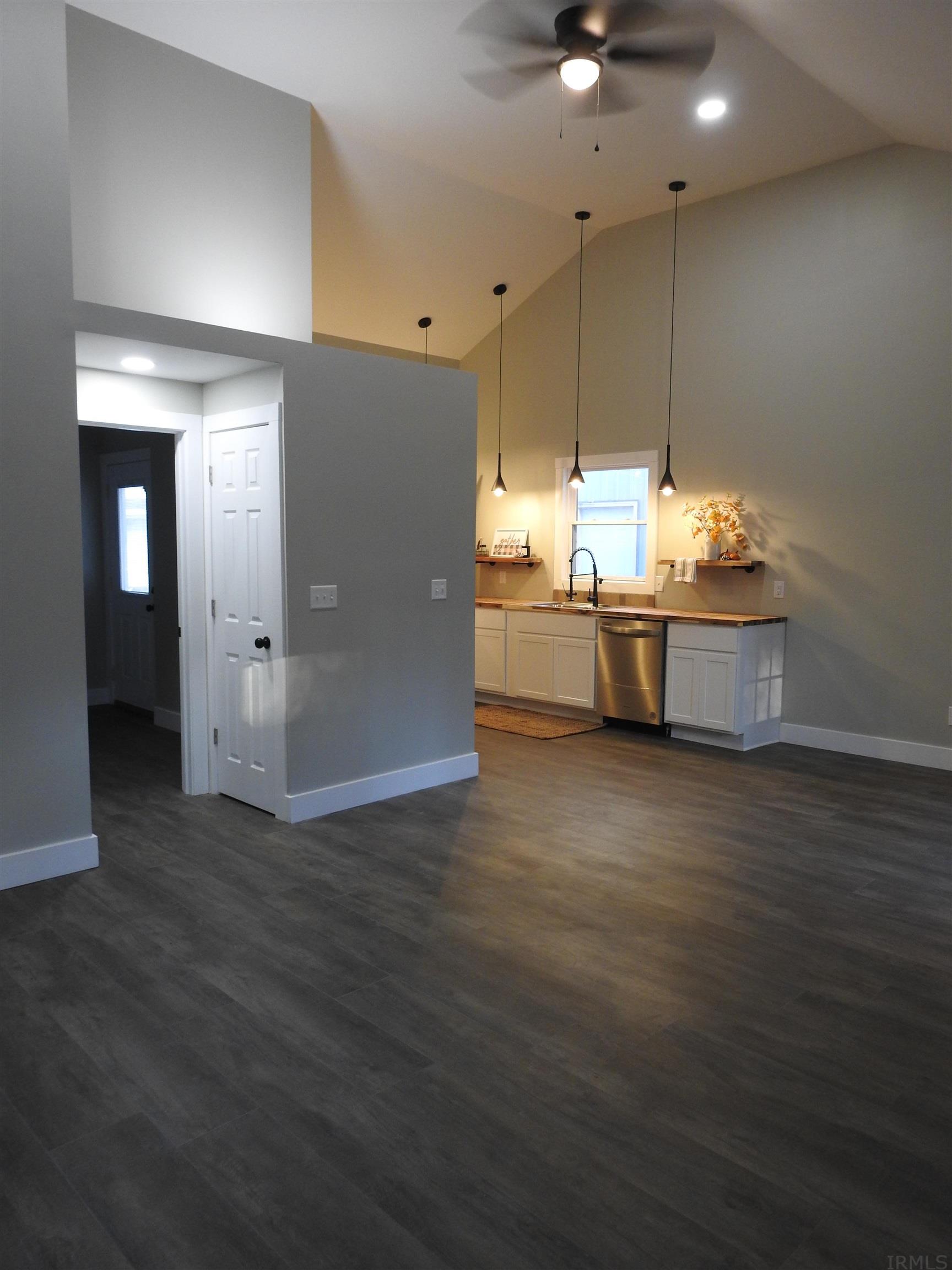 8089 North Tecumseh Road Walkerton, IN 46574 - Photo 11 of 29 Gallery Image 11