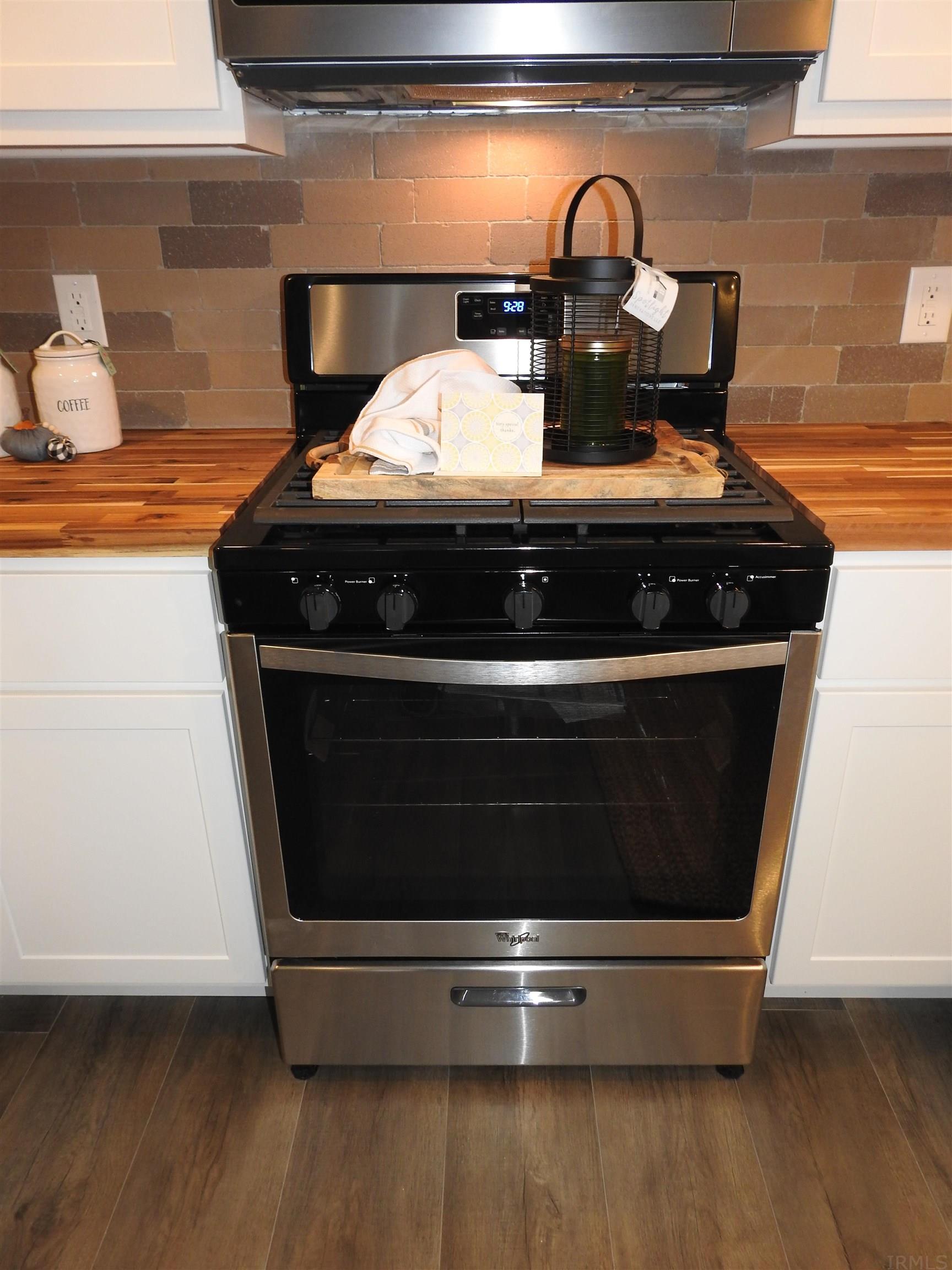 8089 North Tecumseh Road Walkerton, IN 46574 - Photo 12 of 29 Gallery Image 12