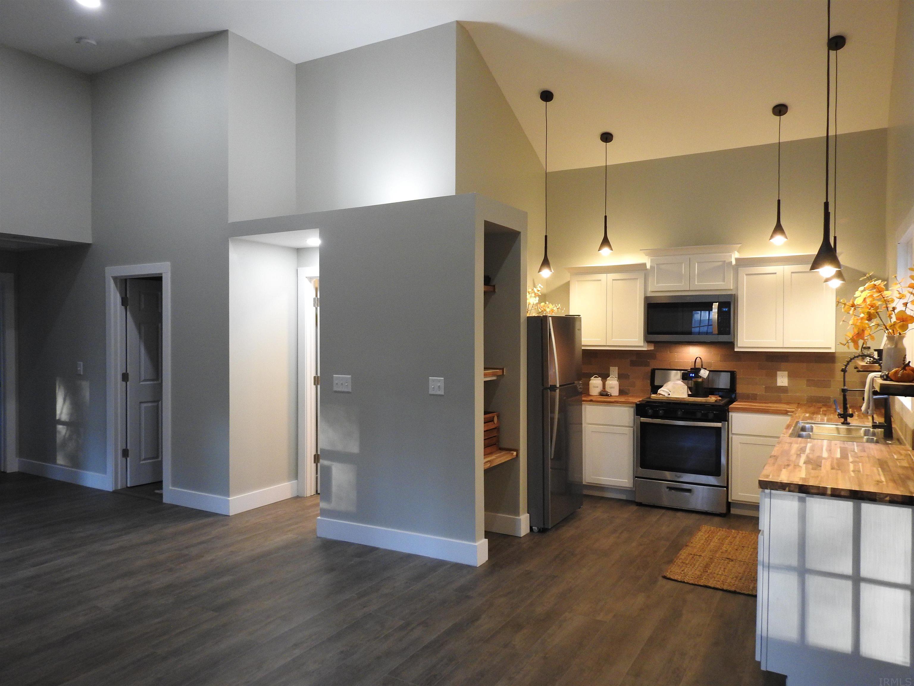8089 North Tecumseh Road Walkerton, IN 46574 - Photo 9 of 29 Gallery Image 9