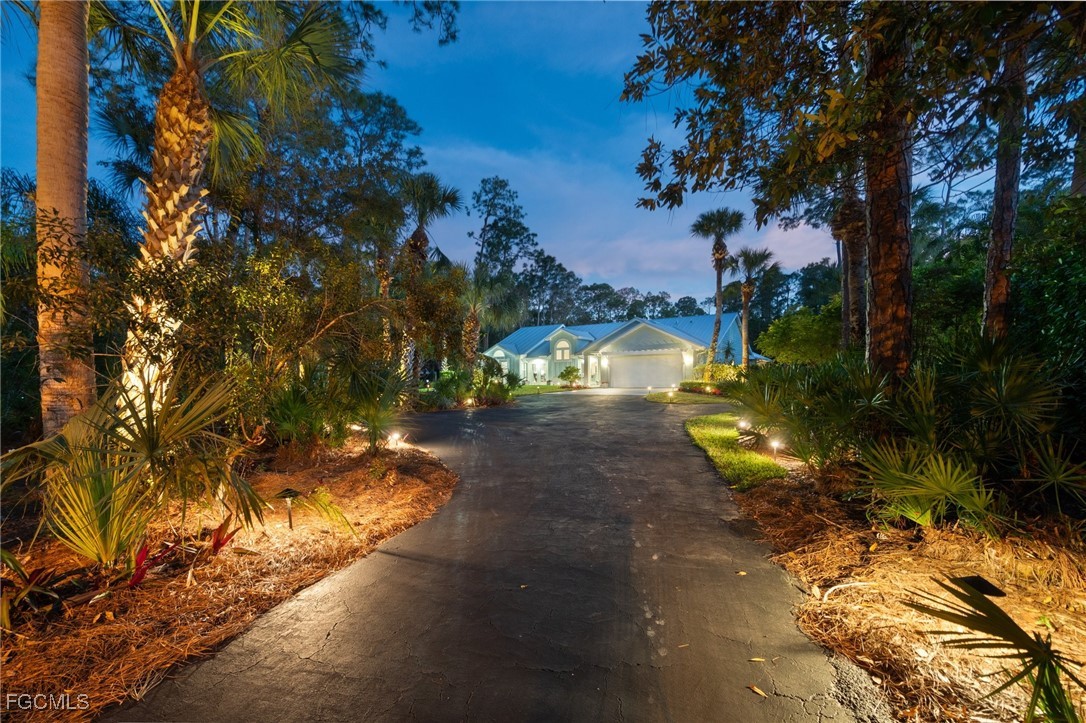 5340 Tamarind Ridge Drive Naples, FL 34119 - Photo 7 of 48