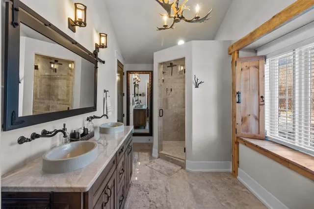 $1,849,000 | W5681 Ridge Road, La Grange, WI 53121