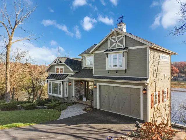 $1,849,000 | W5681 Ridge Road, La Grange, WI 53121