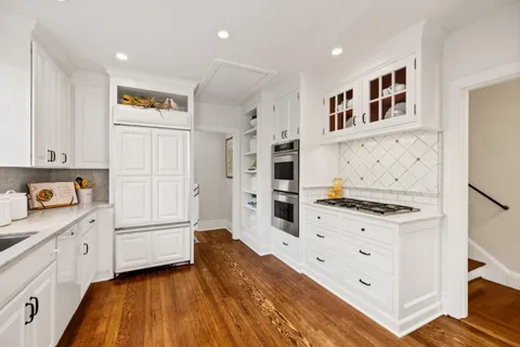 $11,000 | 105 Pepper Avenue, Burlingame, CA 94010