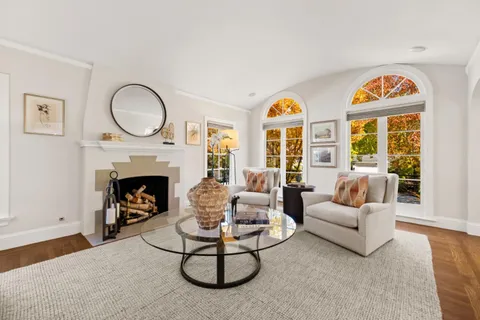 $11,000 | 105 Pepper Avenue, Burlingame, CA 94010