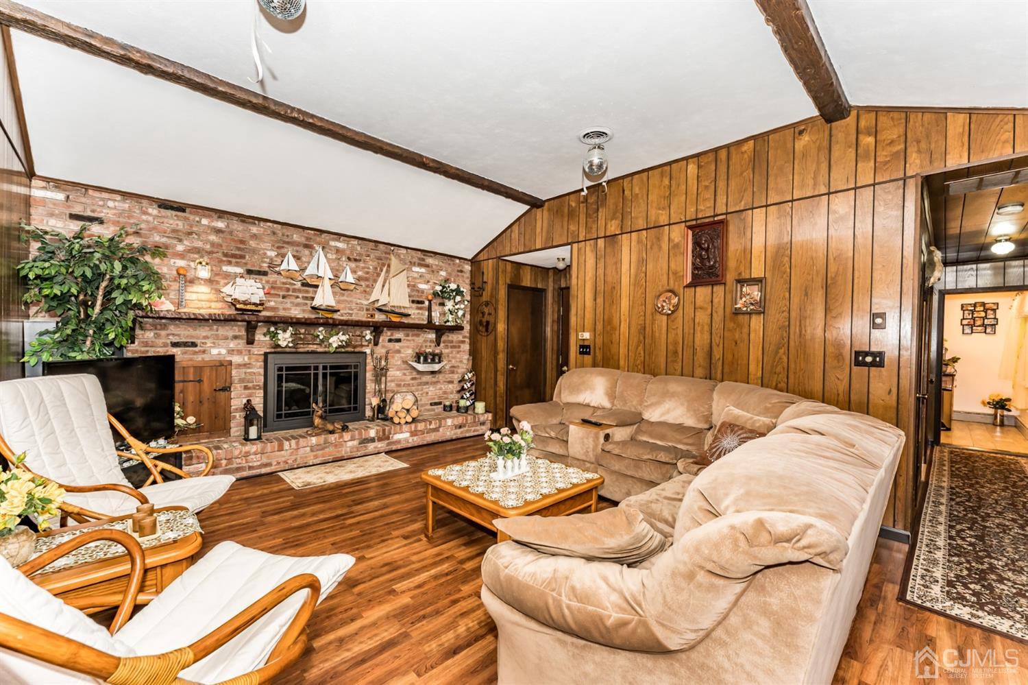 1117 Wheatsheaf Road Linden, NJ 07036 - Photo 11 of 24 Gallery Image 11
