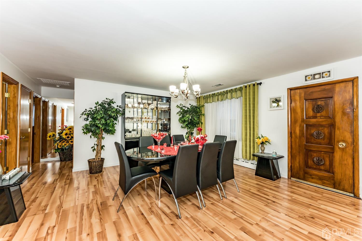 1117 Wheatsheaf Road Linden, NJ 07036 - Photo 3 of 24 Gallery Image 3