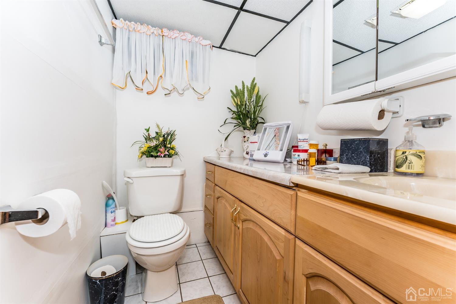 1117 Wheatsheaf Road Linden, NJ 07036 - Photo 22 of 24 Gallery Image 22