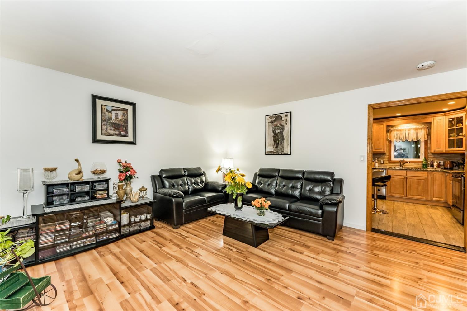 1117 Wheatsheaf Road Linden, NJ 07036 - Photo 4 of 24 Gallery Image 4