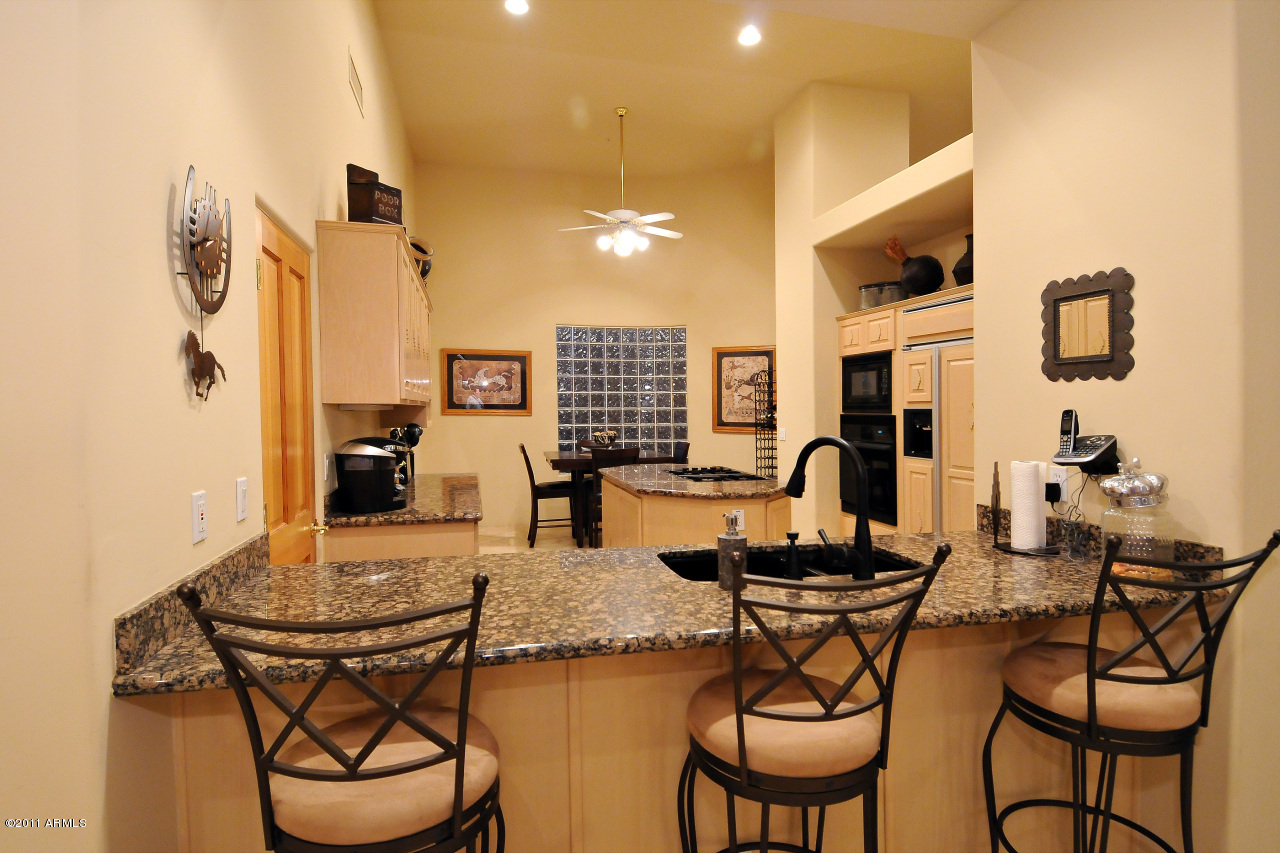 8259 East Alameda Road Scottsdale, AZ 85255 - Photo 8 of 20 Kitchen
