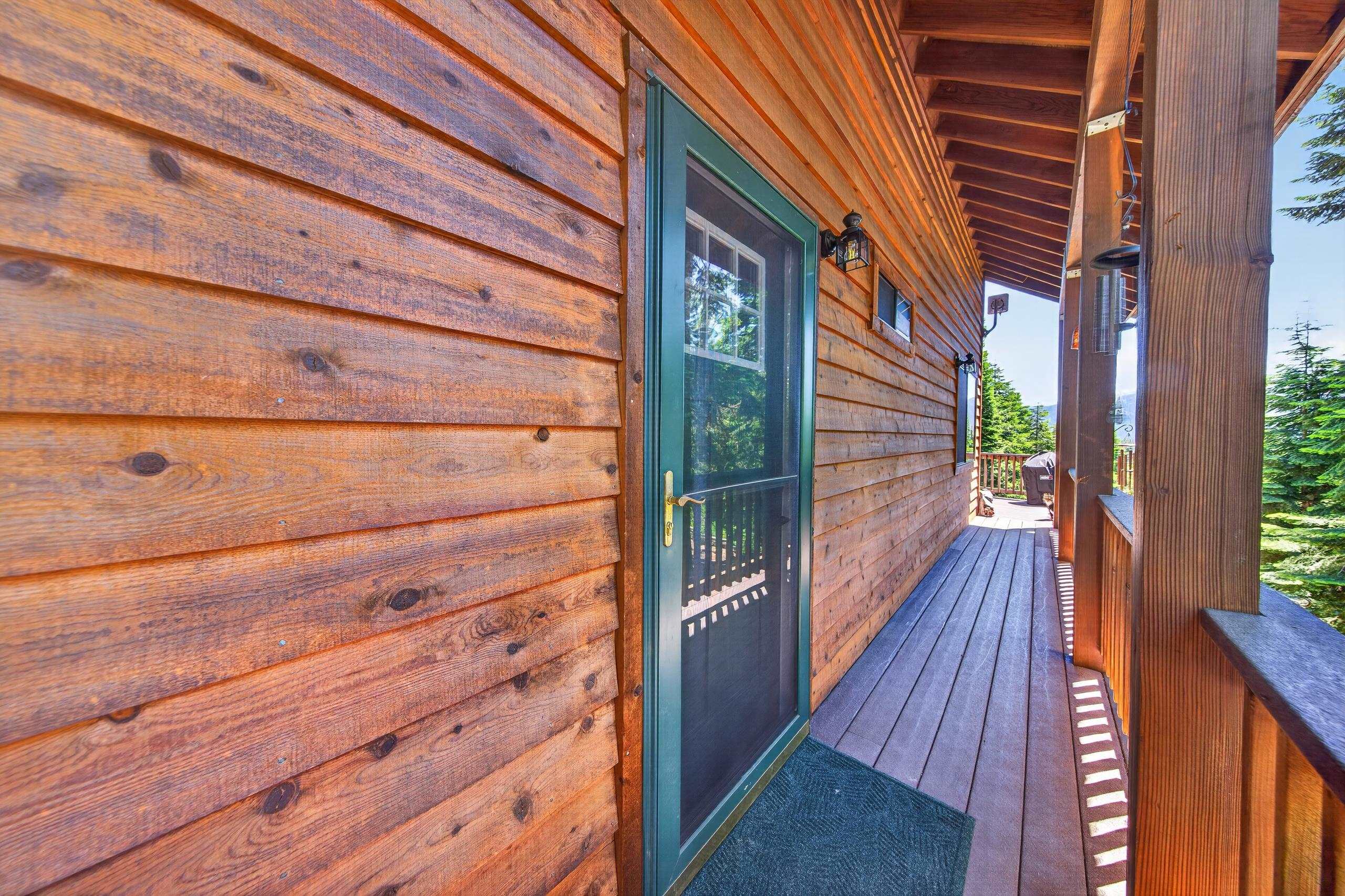 716 Lake Ridge Road Lake Almanor, CA 96137 - Photo 2 of 39
