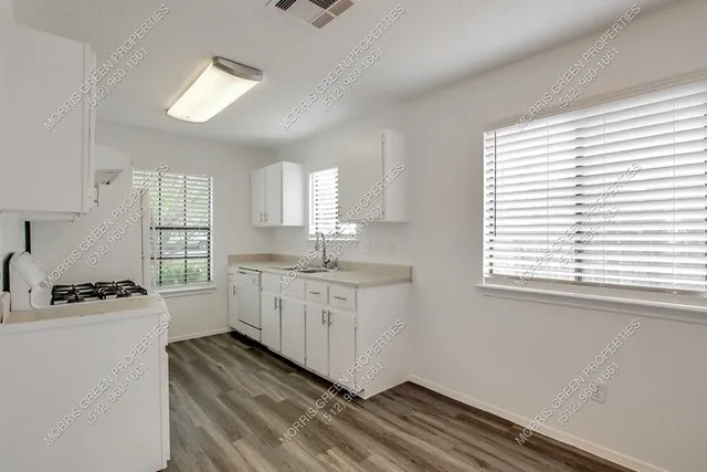 $1,675 | 1303 Dominique Drive, Austin, TX 78753