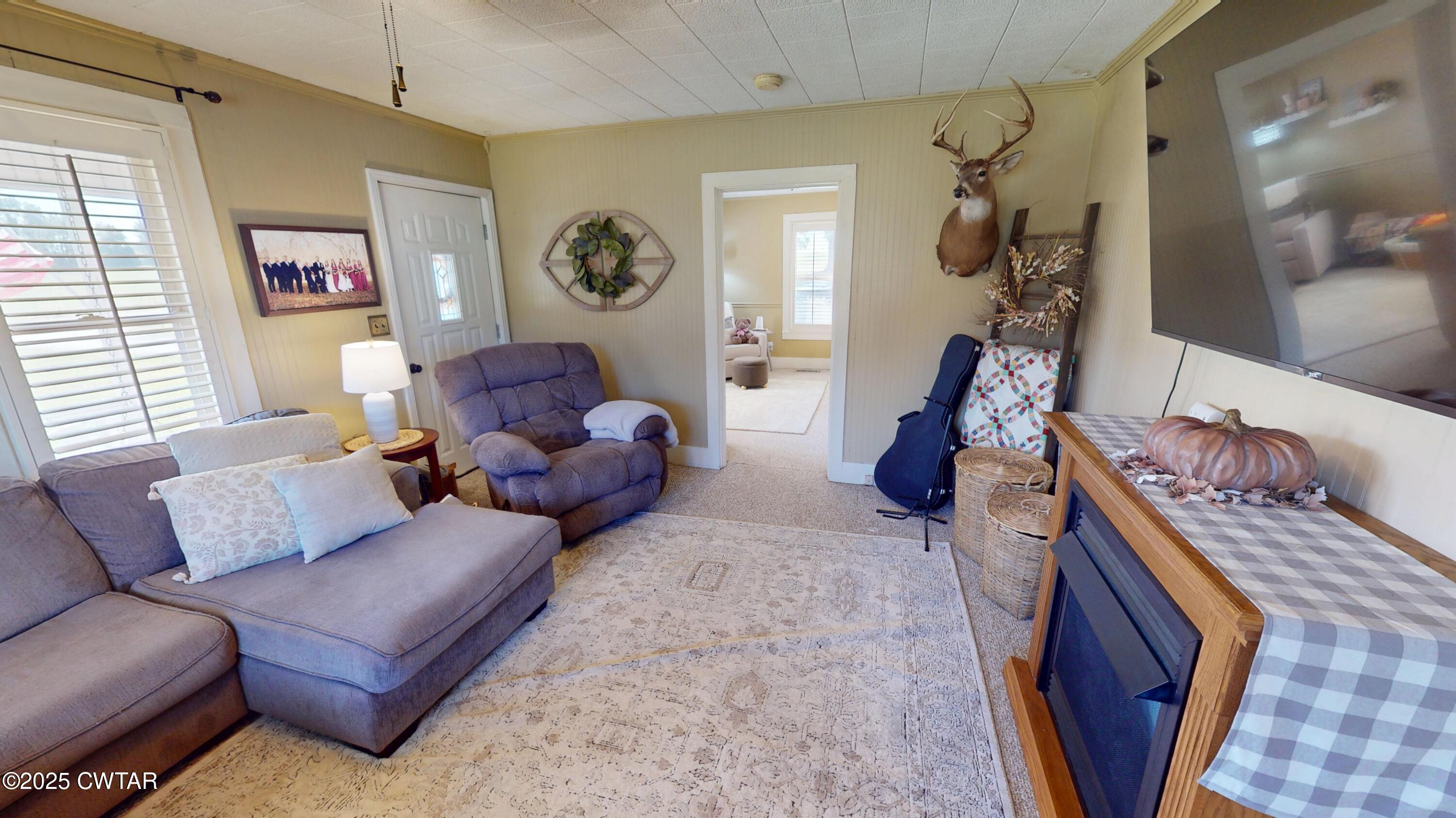 206 Tull Road Kenton, TN 38233 - Photo 6 of 34 a living room with furniture and a window