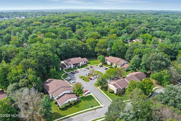 $295,000 | 154 Cross Slope Court, Unit G, Manalapan, NJ 07726