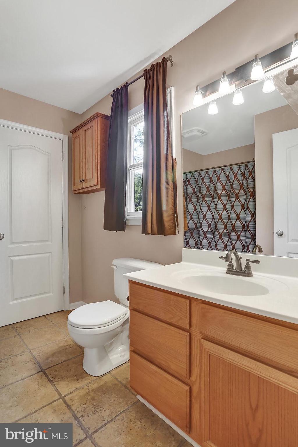 905 Chester Road Enola, PA 17025 - Photo 15 of 34 Gallery Image 15