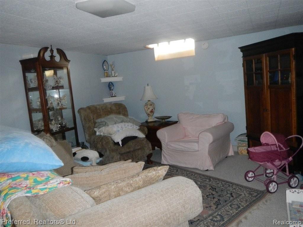 41300 Cherry Hill Road Canton, MI 48187 - Photo 17 of 25 2012-06-05 13.17.01.jpg
