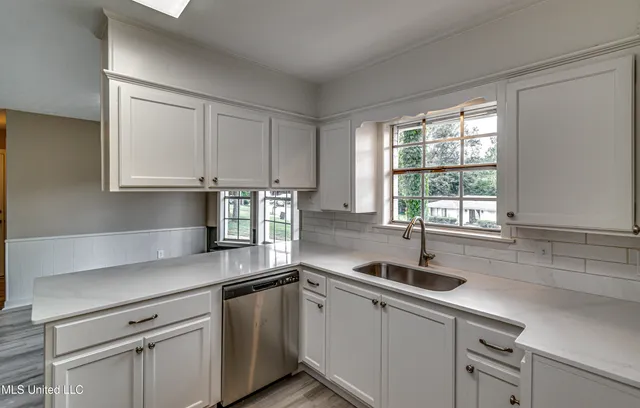 $2,400 | 107 Woodgate Drive, Brandon, MS 39042