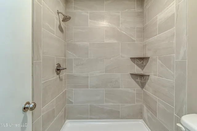 $2,400 | 107 Woodgate Drive, Brandon, MS 39042