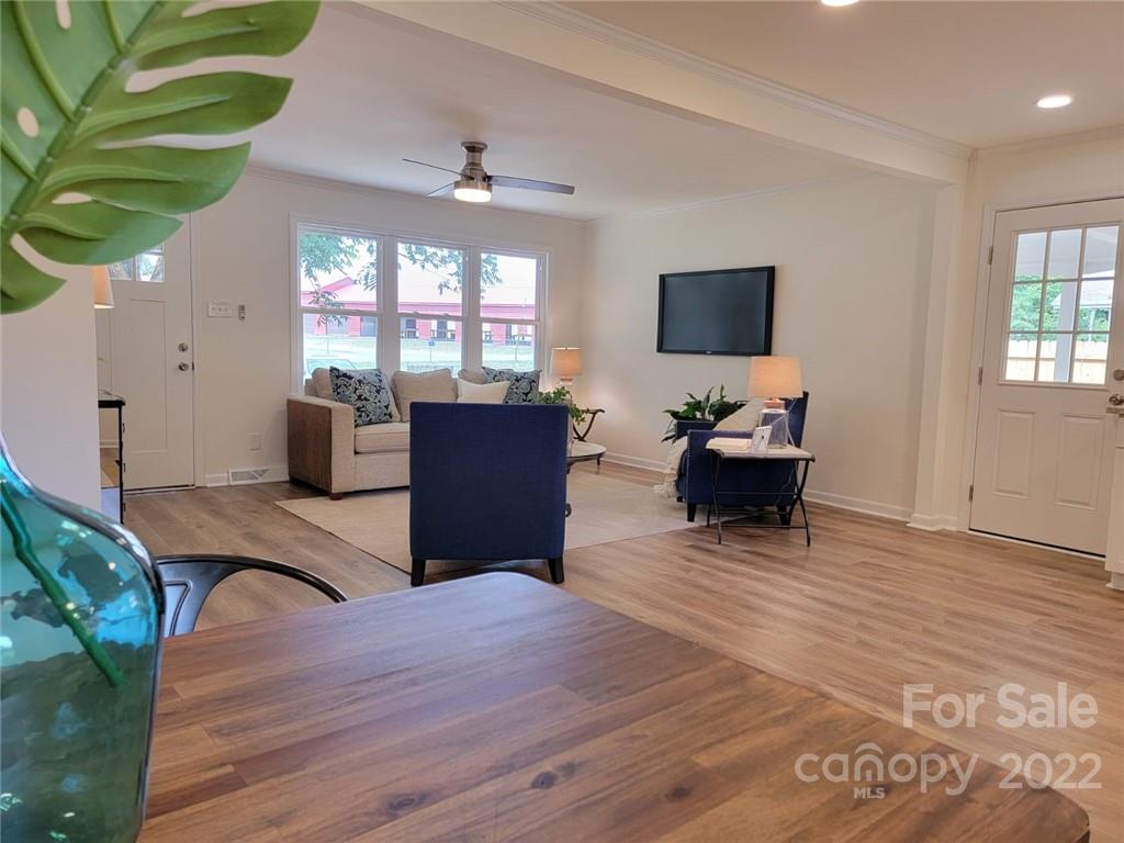 1848 Ratchford Road Dallas, NC 28034 - Photo 9 of 28 Gallery Image 9
