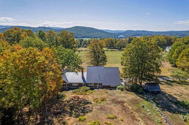 $2,480,000 | 68 Breck Hill Road, Lyme, NH 03768