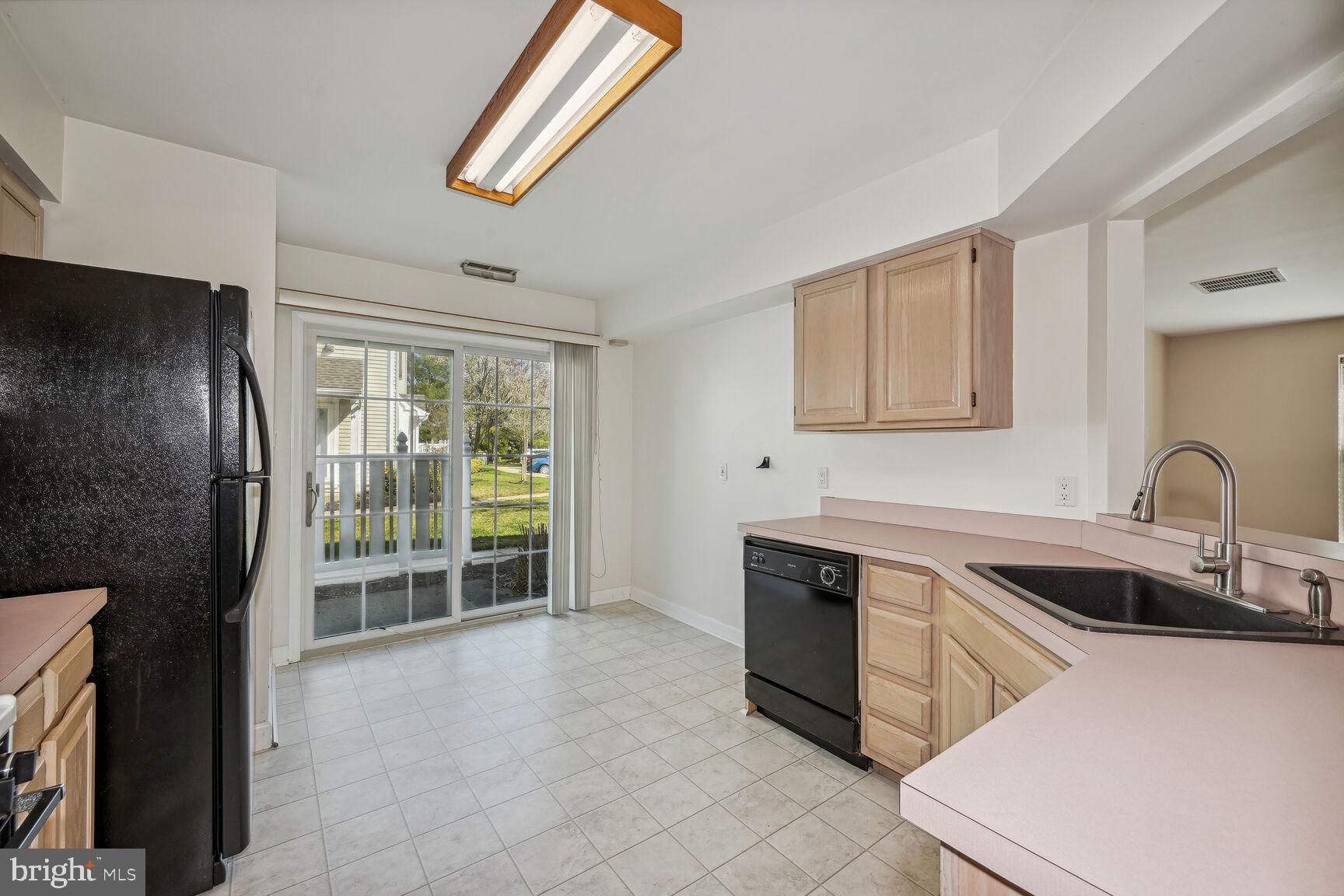 404 Wharton Road Mount Laurel, NJ 08054 - Photo 9 of 20