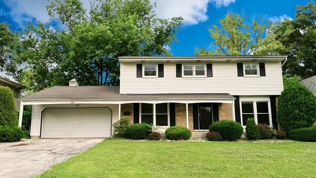 $330,000 | 2931 Sunset Avenue, Flossmoor, IL 60422