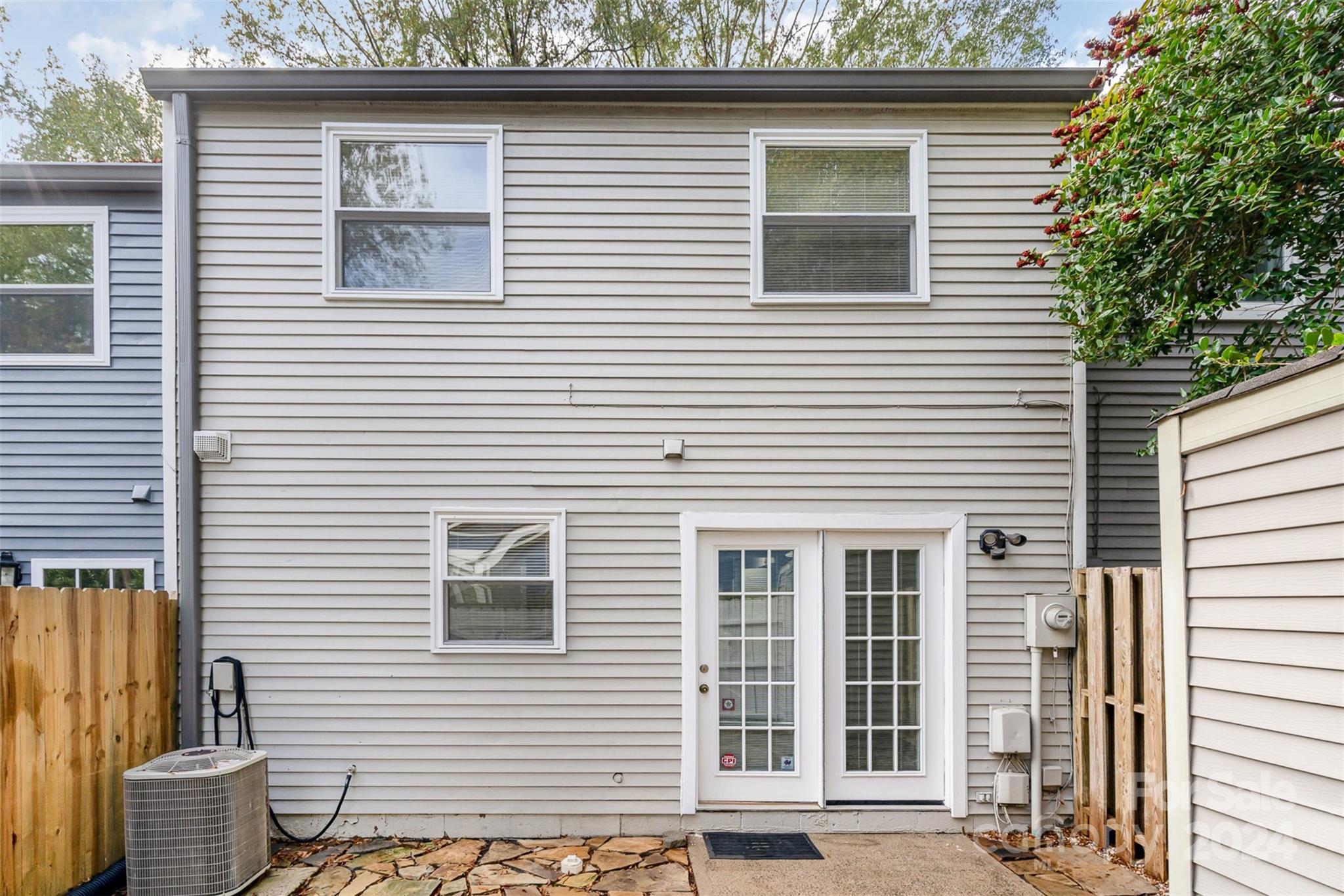 1101 Scaleybark Road, Unit B Charlotte, NC 28209 - Photo 17 of 18 a front view of a house