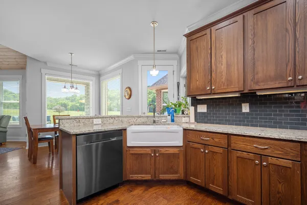 $1,399,000 | 50 Bill Edde Road, Belvidere, TN 37306