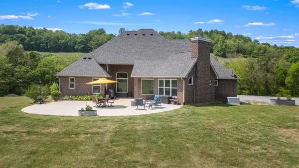 $1,399,000 | 50 Bill Edde Road, Belvidere, TN 37306