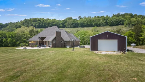 $1,399,000 | 50 Bill Edde Road, Belvidere, TN 37306
