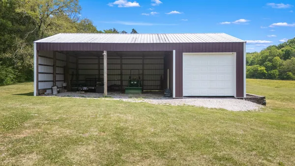$1,399,000 | 50 Bill Edde Road, Belvidere, TN 37306